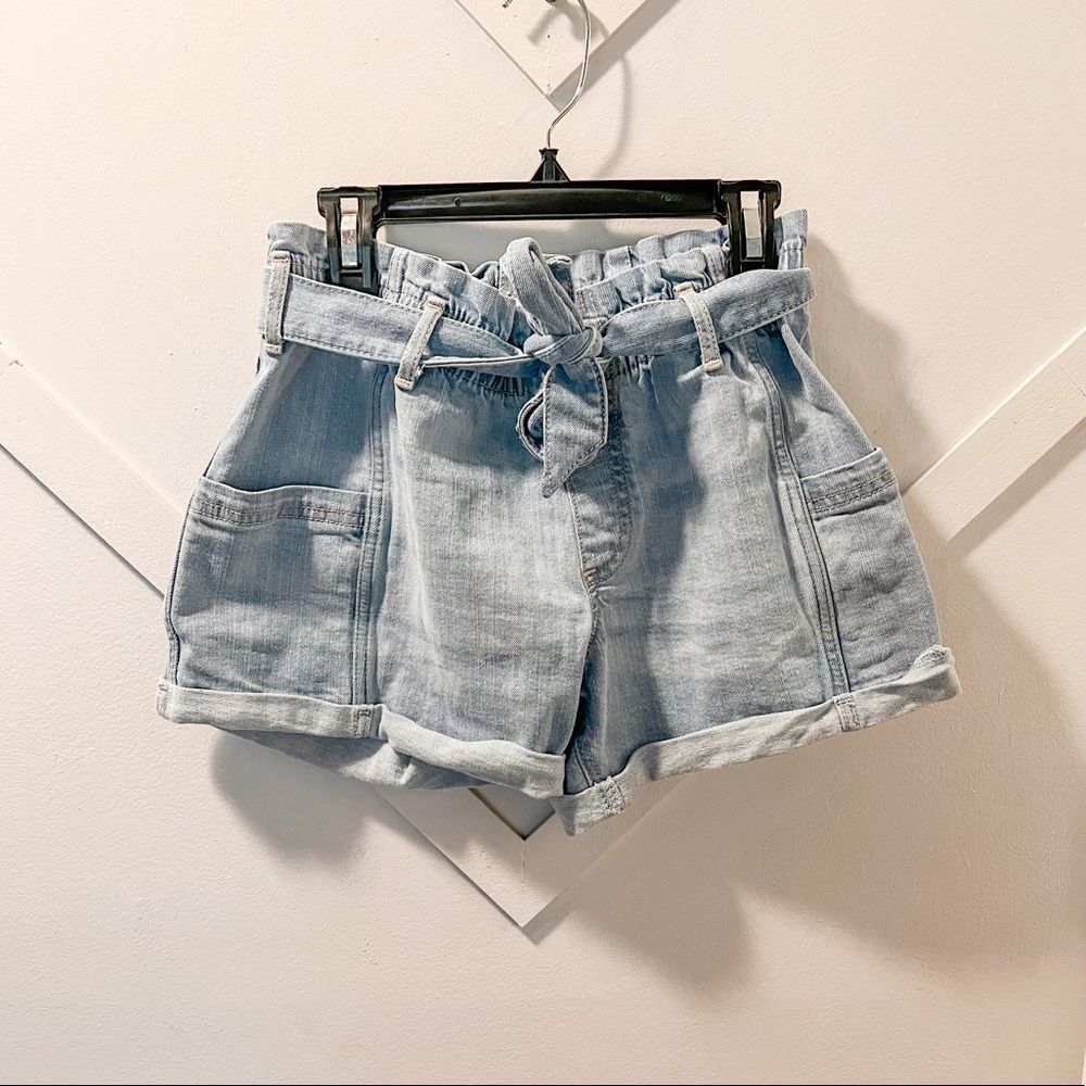 Abercrombie Kids High Rise Paper Bag Waist Shorts, size 11/12